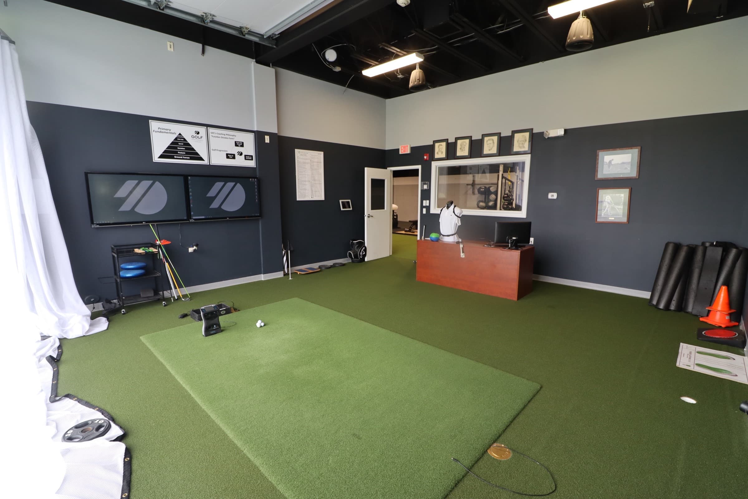 A GPC simulator bay